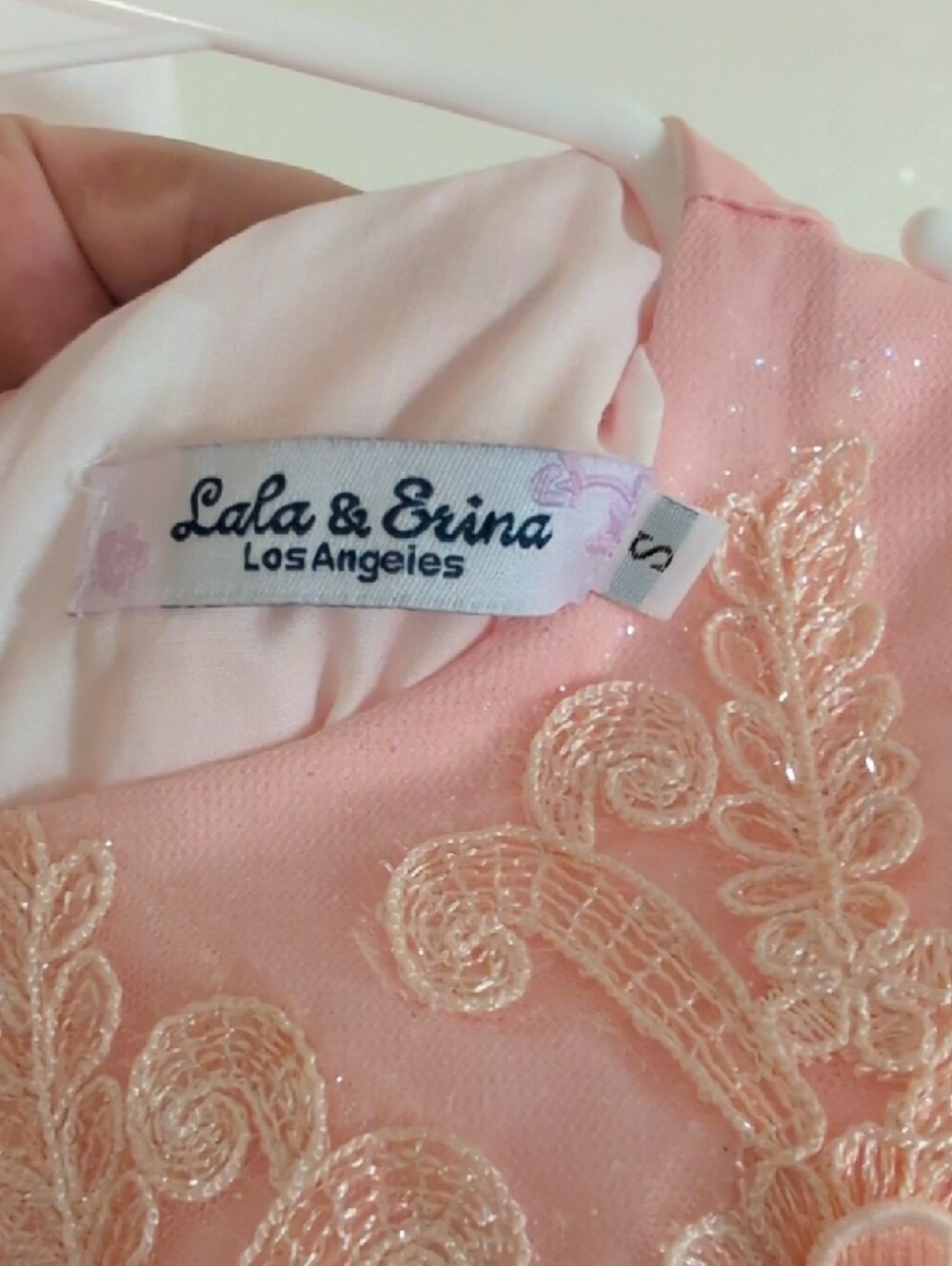 Light Peach Floral Applique Tulle Baby Dress Size 18M - Picture 4 of 15